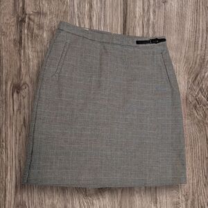 L.L. Bean Gray Wrap Pencil Skirt Knee-Length Casual Women's Size 8